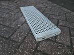 Traptrede verzinkt traptreden gegalvaniseerd 60 cm. lang, Ophalen, Gebruikt, Minder dan 2 meter