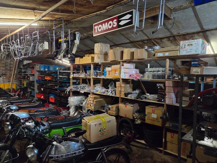 Goedkoopste voorraad nieuwe kreidler onderdelen., Fietsen en Brommers, Brommeronderdelen | Kreidler, Ophalen of Verzenden