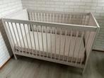 Kinderbedje in goede staat! Beddegoed en slaapzakjes, Kinderen en Baby's, Babywiegjes en Ledikanten, Ophalen, Gebruikt, Ledikant