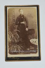 Antieke foto vrouw 1880 Harting Gouda Carte de Visite CDV, Verzenden, Voor 1940, Gebruikt, Overige onderwerpen