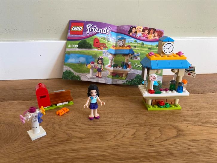 Lego friends toeristenkiosk 41098, Kinderen en Baby's, Speelgoed | Duplo en Lego, Zo goed als nieuw, Lego, Complete set, Ophalen of Verzenden