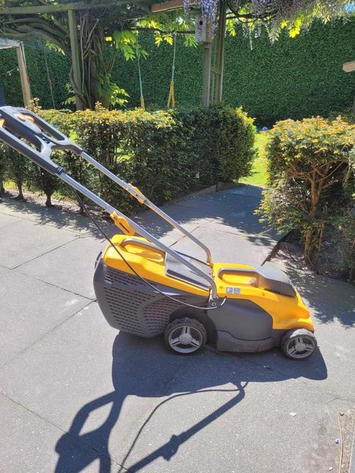 stiga grasmaaier 36e, Tuin en Terras, Grasmaaiers, Gebruikt, Elektrische grasmaaier, 30 t/m 39 cm, Cirkelmaaier, Mulchfunctie