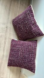 Twee decoratieve kussens, Ophalen, Zo goed als nieuw, Vierkant