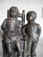 Geert kunen meisje en jongen op een stoel, Antiek en Kunst, Ophalen of Verzenden