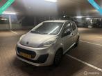 Peugeot 107 1.0 FACELIFT 2012 acces AIRCO/ NWE APK/ NWE KOPP, Voorwielaandrijving, Euro 5, Gebruikt, 4 stoelen