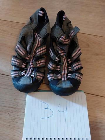Nieuwe sandalen maat 34 beschikbaar voor biedingen