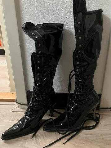 Nieuwe veter laarzen maat 38 beschikbaar voor biedingen