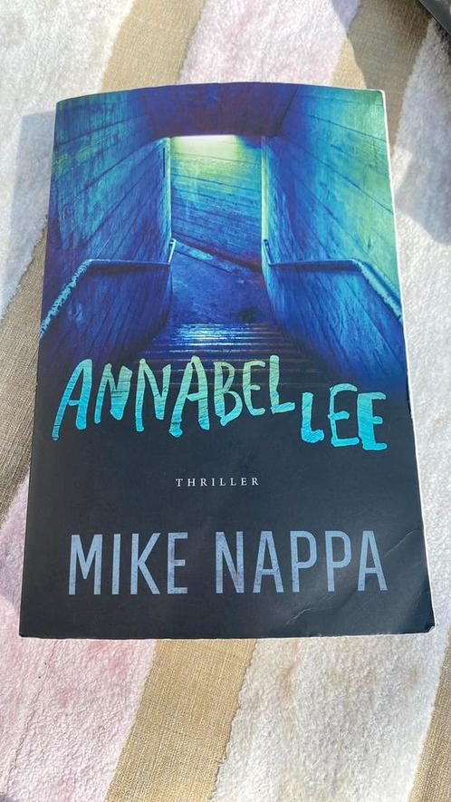 Mike Nappa - Annabel Lee, Boeken, Thrillers, Zo goed als nieuw, Nederland, Ophalen of Verzenden