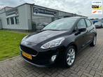 Ford Fiesta 1.1 Trend CARPLAY|CRUISE|LINE ASSIST|PDC|NAVI, Auto's, Voorwielaandrijving, Stof, Gebruikt, Zwart