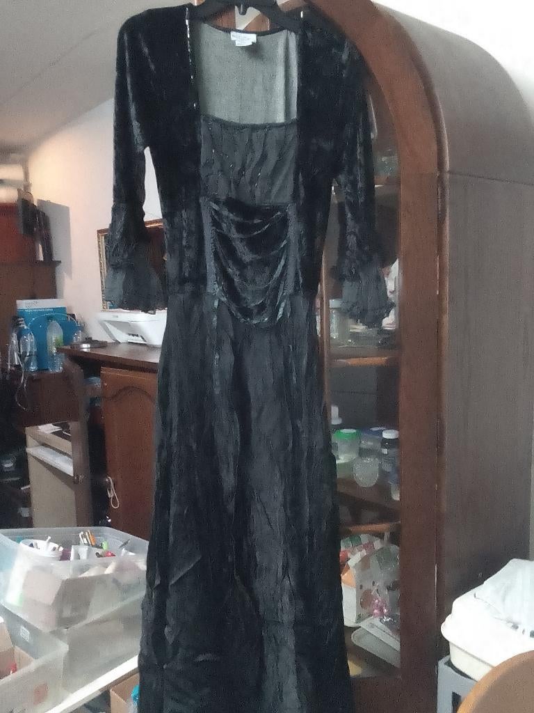 jurk Laughing Vampire zwart, Kleding | Dames, Ophalen of Verzenden, Zo goed als nieuw, Zwart, Overige typen