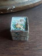 Prachtig klein sierlijk antiek juweliers ringen doosje, Ophalen of Verzenden, Overige materialen