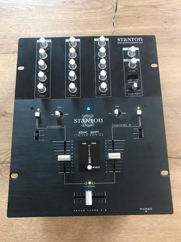 Stanton SK-2F mixer beschikbaar voor biedingen