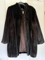 Fake nerts bontjas in nieuwstaat heerlijk warm D50, Kleding | Dames, Bruin, Maat 46/48 (XL) of groter, Ophalen of Verzenden, Zo goed als nieuw