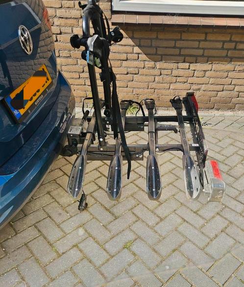 Pro User Amber IV fietsendrager 4 fietsen Te Huur, Auto diversen, Fietsendragers, Zo goed als nieuw, Fietsendrager-accessoire