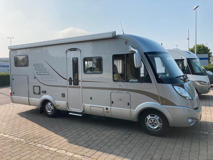 Hymer B614 SL Lang, nieuwe distr. riem + APK Spec.uitvoering, Caravans en Kamperen, Campers, Particulier, tot en met 4, Integraal