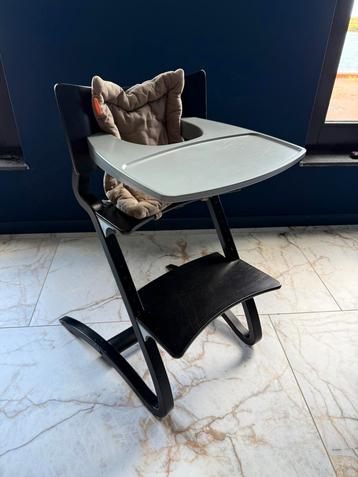 Leander Classic Meegroeistoel Zwart incl. accessoires beschikbaar voor biedingen