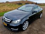 Mercedes-Benz C-Klasse C180 BE Coupe Aut7 2013 Zwart, Auto's, Automaat, Achterwielaandrijving, 1800 kg, 4 cilinders