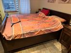 Tweepersoonsbed 180x200 (hout) met bijbehorende nachtkastjes, Huis en Inrichting, Slaapkamer | Bedden, 180 cm, Gebruikt, Bruin