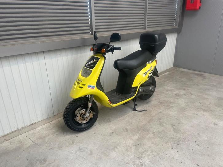 Piaggio typhoon 50cc 2t scooter duitse papieren geel, Fietsen en Brommers, Brommeronderdelen | Scooters, Zo goed als nieuw, Piaggio