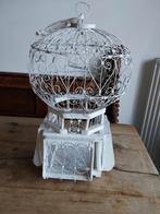 Vogelkooi Vitoriaans/brocant, Ophalen