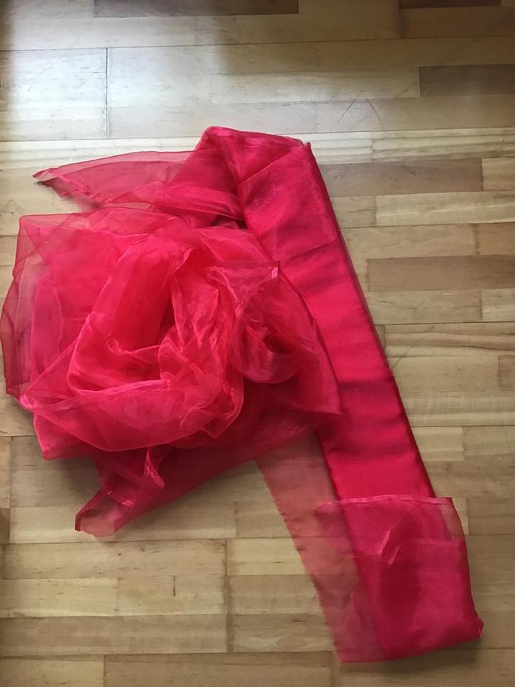 Rode Voile Stof, Hobby en Vrije tijd, Stoffen en Lappen, Nieuw, Polyester, 120 cm of meer, 200 cm of meer, Rood, Ophalen of Verzenden