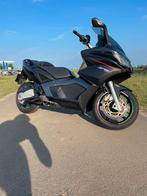 Aprilia SRV 850 | Akrapovič | 17.000 km, Handvatverwarming, Motorrijbewijs A, 839 cc, Particulier