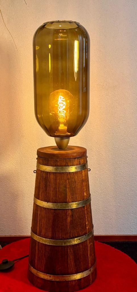 Vloerlamp "Karnton", Huis en Inrichting, Lampen | Vloerlampen, Gebruikt, Minder dan 100 cm, Glas, Hout, Overige materialen, Ophalen