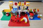 Lego Duplo groot huis, Pizzeria, carport, 3 grondplaten etc., Kinderen en Baby's, Speelgoed | Duplo en Lego, Complete set, Duplo