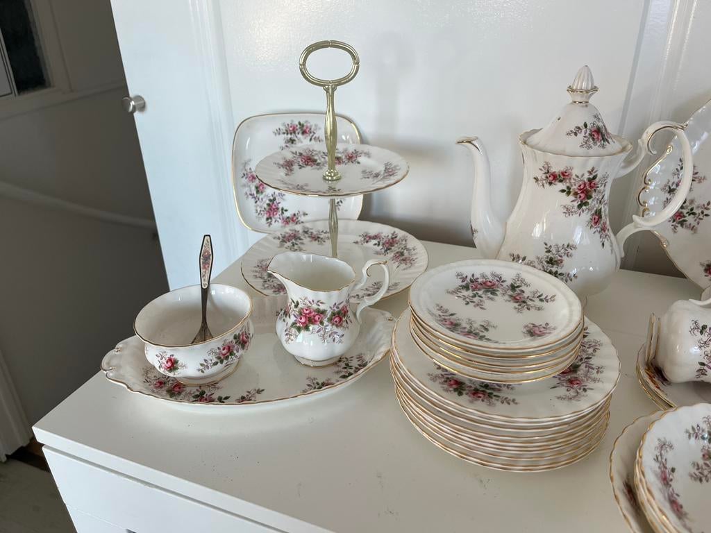 Royal Albert servies lavendel rose, Ophalen