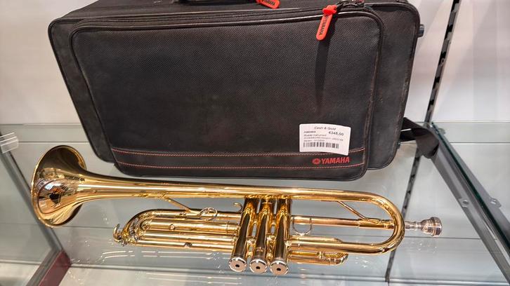 Trompet | Yamaha YTR2335 | Zo goed als nieuw!, Muziek en Instrumenten, Blaasinstrumenten | Trompetten, Zo goed als nieuw, Overige typen