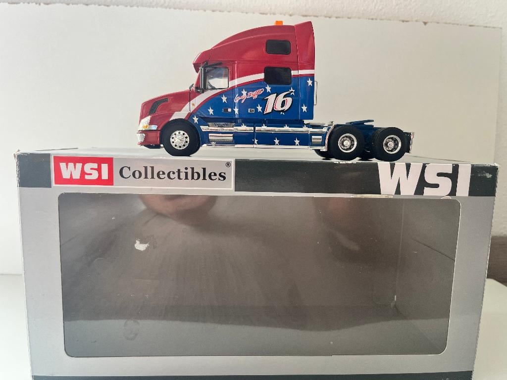 Volvo VN 780 6x4 van WSI, Ophalen of Verzenden, Zo goed als nieuw, Bus of Vrachtwagen, Wsi