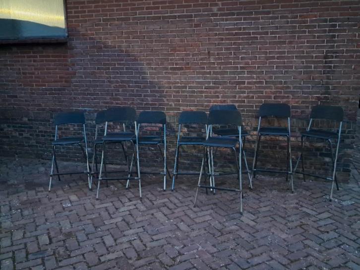 Set van 4 klap barkrukken, Huis en Inrichting, Barkrukken, Gebruikt, 60 tot 90 cm, Kunststof, Metaal, 5 krukken of meer, Ophalen