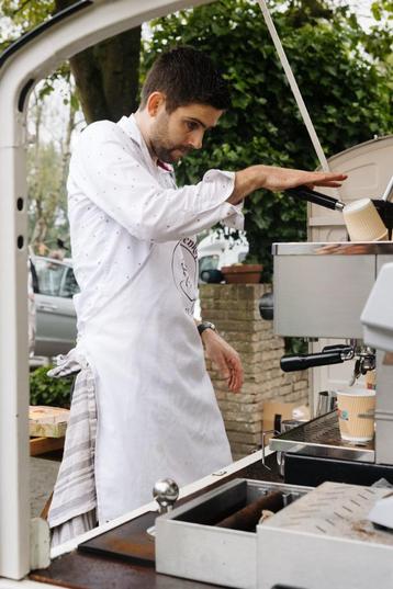 barista op locatie beurs italie event open dag Cappuccino  beschikbaar voor biedingen