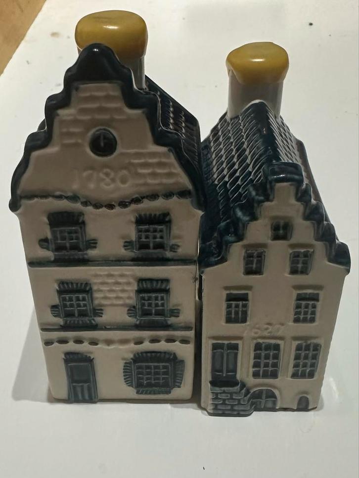 KLM Huisjes 2 & 3 Keramiek Delfts Blauw Huisjes Setje Vintag, Antiek en Kunst, Antiek | Keramiek en Aardewerk, Ophalen of Verzenden