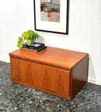 Teak Vintage Dressoir Tv-Meubel Minimalistisch Organisch, Ophalen of Verzenden, Zo goed als nieuw, 25 tot 50 cm, Eikenhout