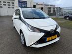 Toyota Aygo 1.0 VVT-i x-wave, Auto's, Toyota, Voorwielaandrijving, Gebruikt, Euro 6, Start-stop-systeem