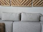ZUSSS 2 leuke kussens 60x30 cm, Huis en Inrichting, Ophalen of Verzenden, Zo goed als nieuw, Beige, Rechthoekig
