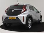 Toyota Aygo X 1.0 VVT-i MT first (bj 2023), Auto's, Origineel Nederlands, Te koop, Zilver of Grijs, Benzine