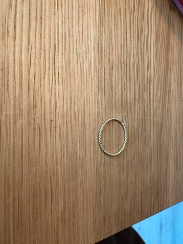 14k Gouden torsring van Lyppens beschikbaar voor biedingen