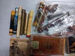 Leuke verzameling rookartikelen - O.a. blikjes en pijpen, NVT, Tabaksdoos of Verpakking, Gebruikt, NVT
