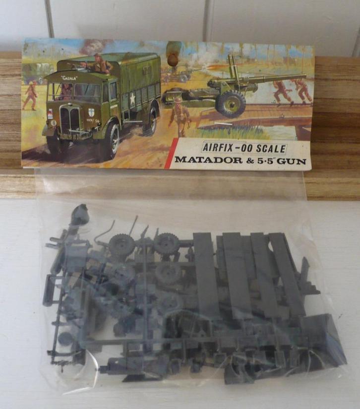 Airfix AEC Matador + 5.5 inch gun, Hobby en Vrije tijd, Modelbouw | Auto's en Voertuigen, Zo goed als nieuw, Truck, 1:50 of kleiner