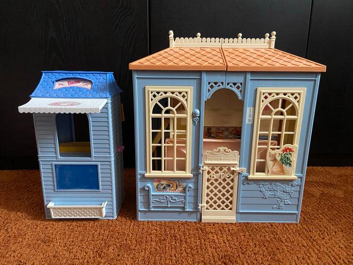 Vintage barbiehuis inklapbaar, poppen en accessoires, Kinderen en Baby's, Speelgoed | Poppenhuizen, Gebruikt, Poppenhuis, Ophalen