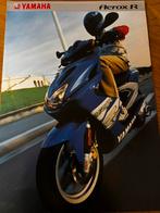 YAMAHA AEROX R 50 TWEETACT SCOOTER FOLDER BROCHURE NIEUWSTAA, Ophalen of Verzenden, Zo goed als nieuw, Overige typen, Yamaha