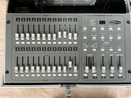 Showmaster 24 mk2 in flightcase, Muziek en Instrumenten, Licht en Laser, Zo goed als nieuw, Licht, Ophalen of Verzenden
