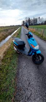 Vivacity 50cc - Geel Kenteken, Fietsen en Brommers, Ophalen, Tweetakt, Gebruikt, Maximaal 45 km/u