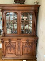 Antieke vitrinekast, Ophalen