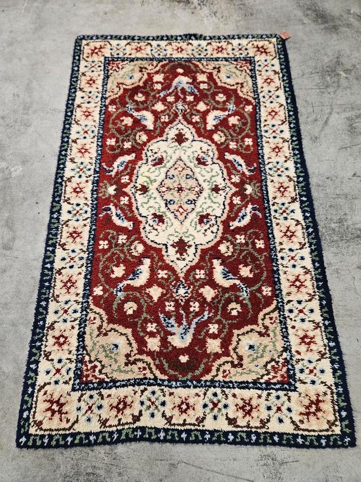 Vintage oosters wol Smyrna tapijt medallion 123x208cm, Huis en Inrichting, Stoffering | Tapijten en Kleden, Gebruikt, 100 tot 150 cm