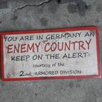 ENEMY COUNTRY, Verzamelen, Militaria | Tweede Wereldoorlog, Foto of Poster, Amerika, Ophalen of Verzenden, Landmacht