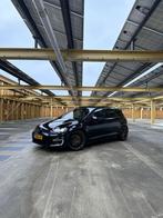 Volkswagen Golf GTE / nieuwe apk / nieuwe hybride accu / vol, 4 cilinders, 320 pk, Zwart, 1499 kg