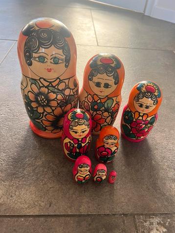 Matroesjka poppetjes 8 stuks  beschikbaar voor biedingen